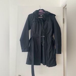Rei black 3/4 length belted raincoat